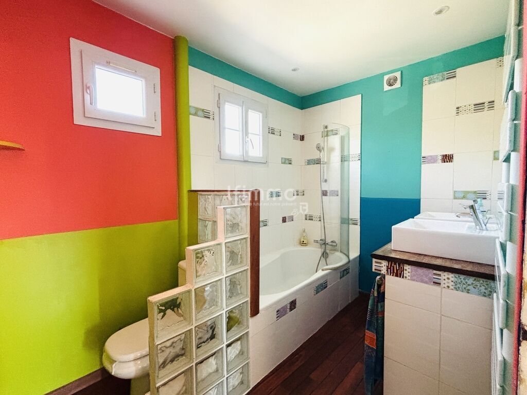 Photo 13 : Hameaux du Soleil, maison avec jardin, piscine, tennis & commerc