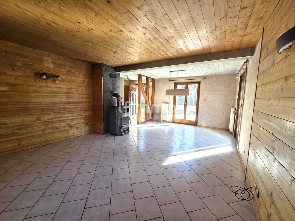 Photo 1 : Maison individuelle - 3 chambres - Sous-sol - Terrain de 8,42are