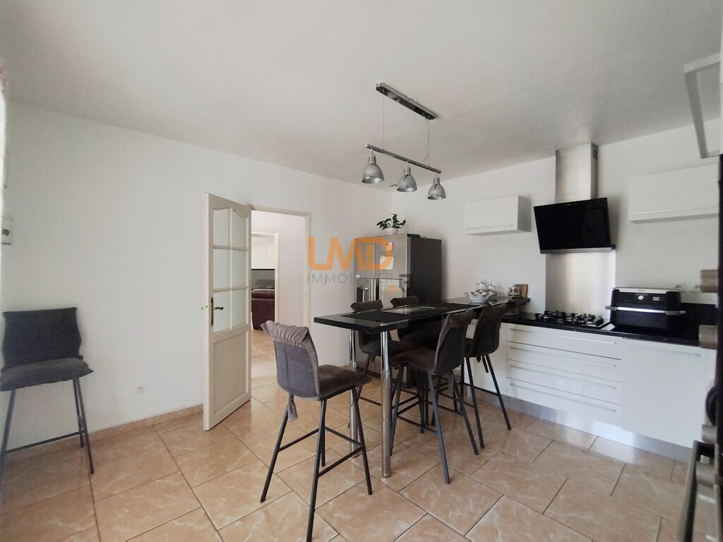 Photo 13 : Maison plain pied avec studio attenant, grand garage