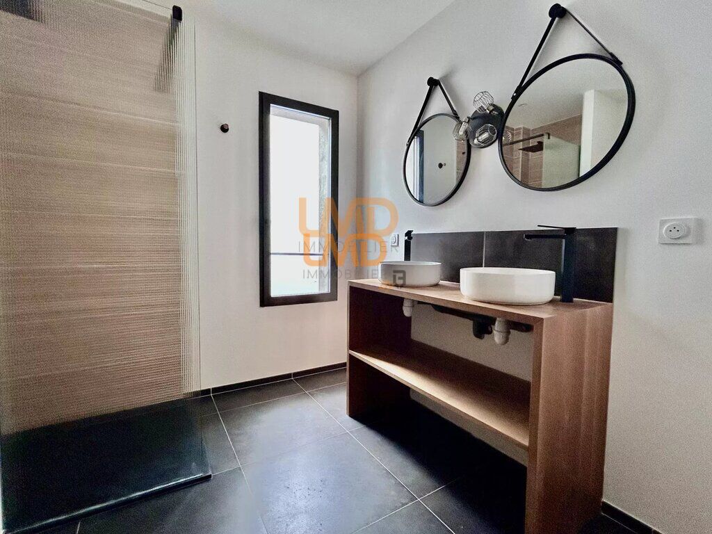 Photo 15 : Maison , Quartier Revolution, Terrasse, Calme, Lumineux