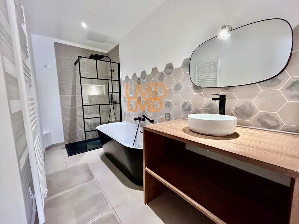 Photo 4 : Maison , Quartier Revolution, Terrasse, Calme, Lumineux