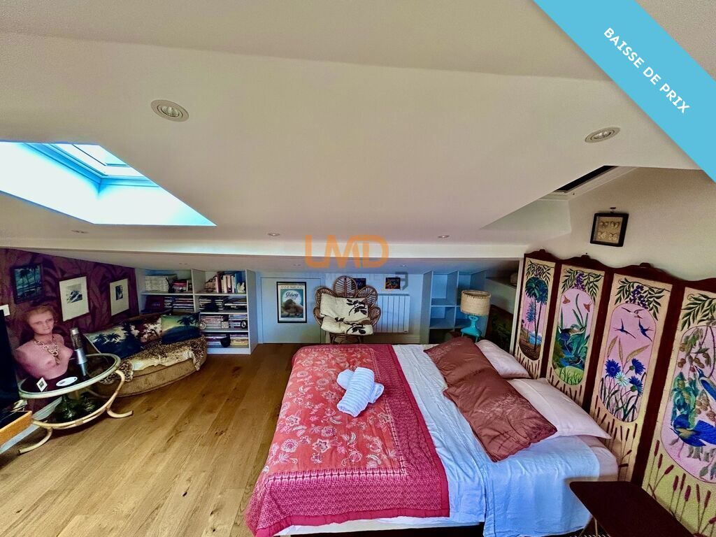 Photo 22 : bdx centre,duplex, traversant,calme,lumieux,terrasse