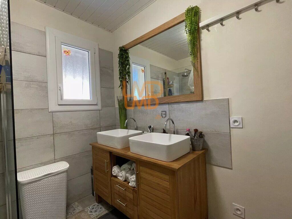 Photo 13 : Villa 4 faces plain pied 114 m2 avec piscine