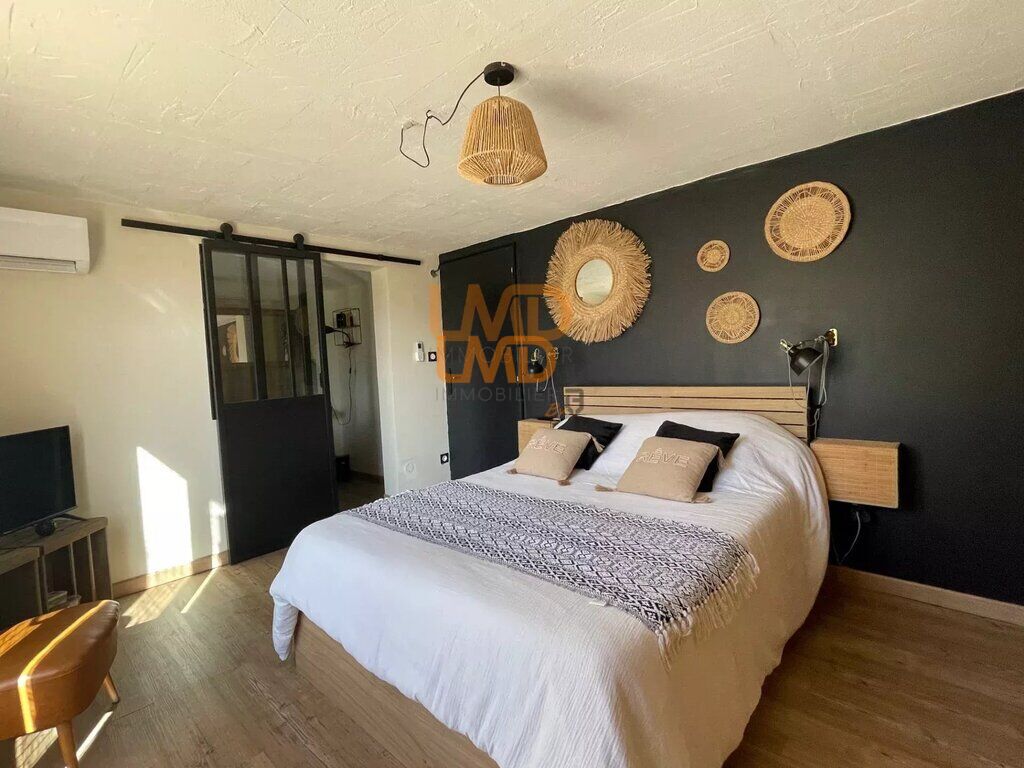 Photo 15 : Villa 4 faces plain pied 114 m2 avec piscine