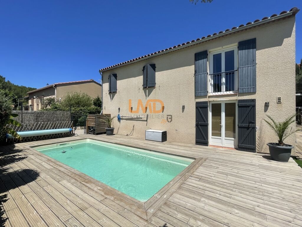 Photo 1 : Villa 4 faces plain pied 114 m2 avec piscine