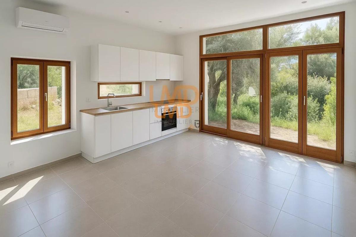 Photo 12 : vue dégagée - exposition sud - proche des commodités - climatisa