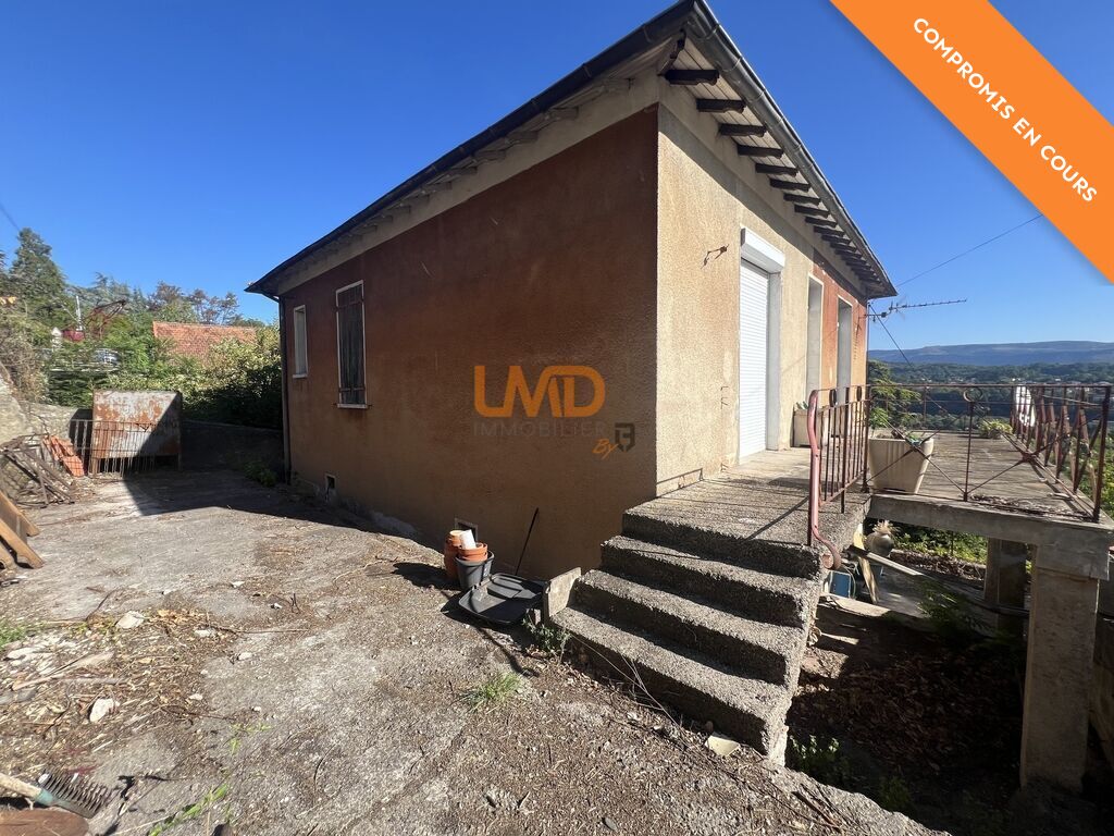 Photo 7 : Maison à rénover avec vue dégagée, proche centre ville