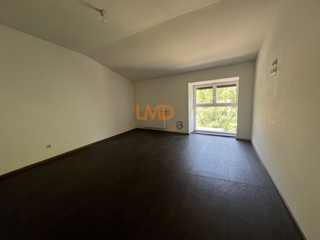 Photo 10 : Maison rénovée avec grand garage et terrasse – Antraigues-sur-Vo