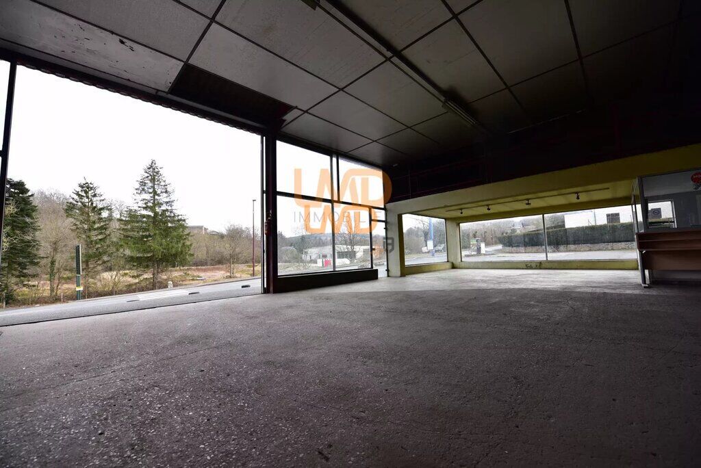 Photo 3 : Local commercial