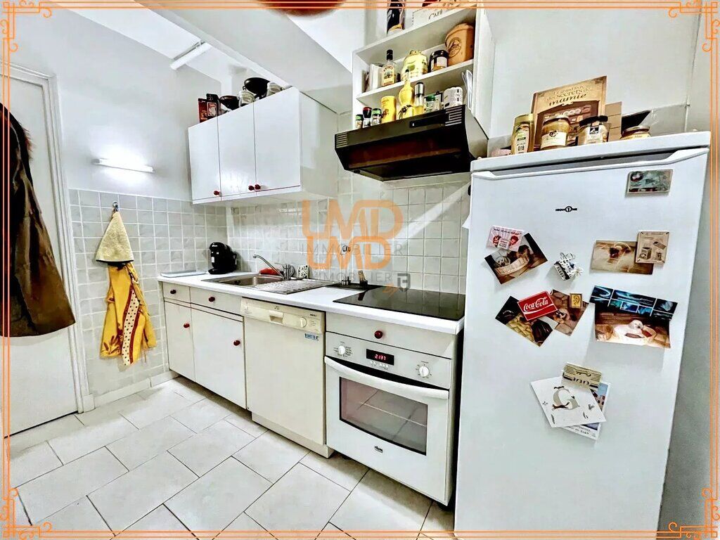 Photo 24 : Élégante villa 176 m², piscine, 3 grands garages, appartement