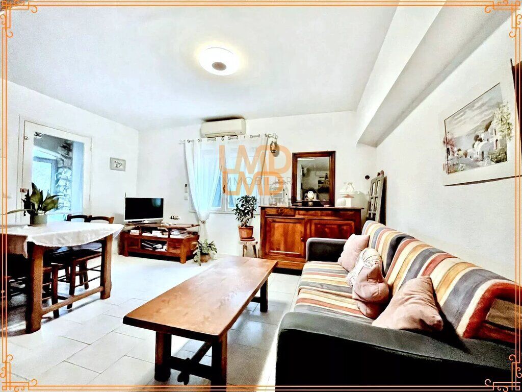 Photo 26 : Élégante villa 176 m², piscine, 3 grands garages, appartement