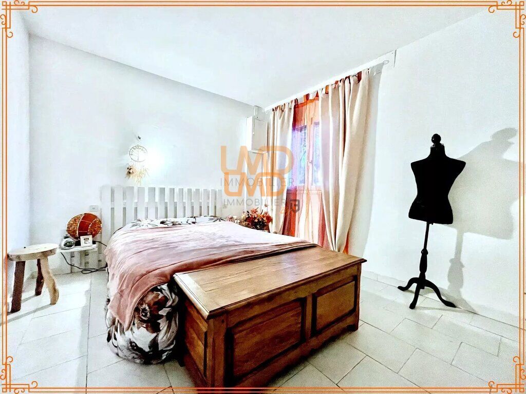 Photo 28 : Élégante villa 176 m², piscine, 3 grands garages, appartement