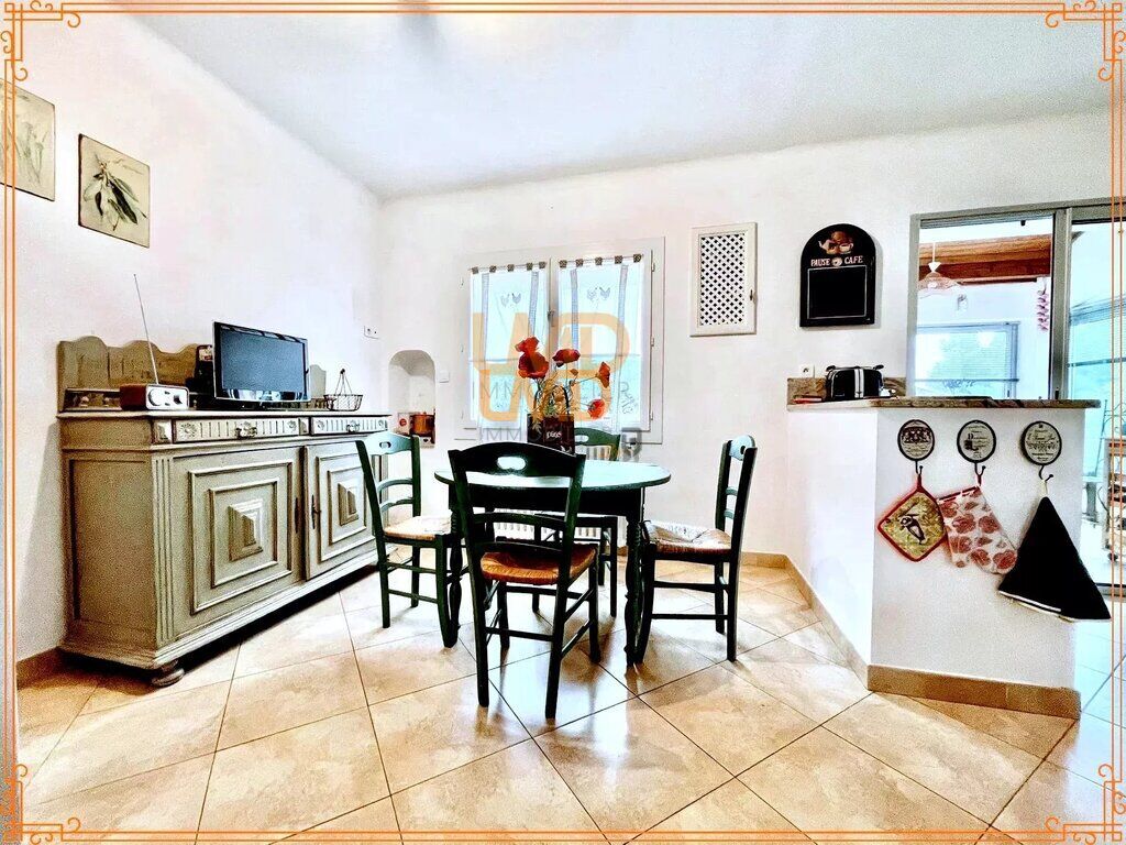 Photo 9 : Élégante villa 176 m², piscine, 3 grands garages, appartement