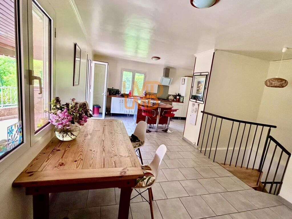 Photo 2 : Maison Traversante, R+1, Terrasse, Jardin, Piscine, Calme, Lumin