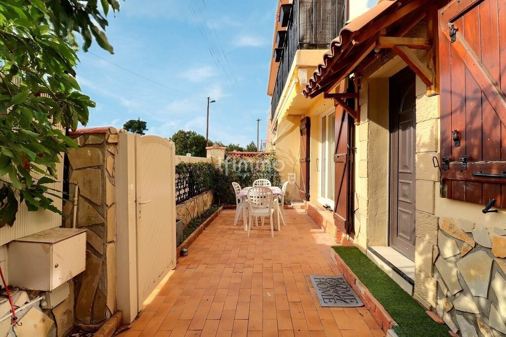 Photo 17 : Maison mitoyenne T5 avec extérieur et piscine