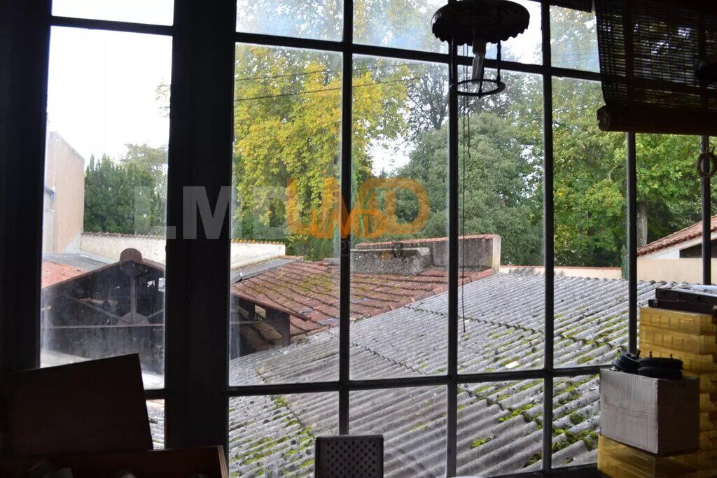 Photo 5 : Immeuble DE Ville Avec Appartements ET Commerce