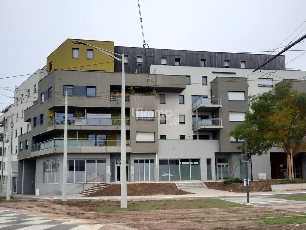 Photo 14 : Bel appart 3 p. de 68 m² env. avec garage et parking