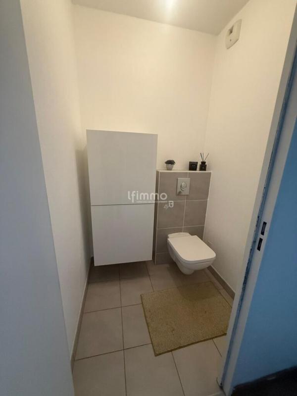 Photo 9 : Bel appart 3 p. de 68 m² env. avec garage et parking