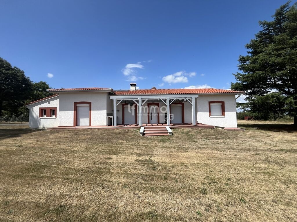Photo 2 : Maison de plain-pied rénovée – Vue imprenable sur les Pyrénées