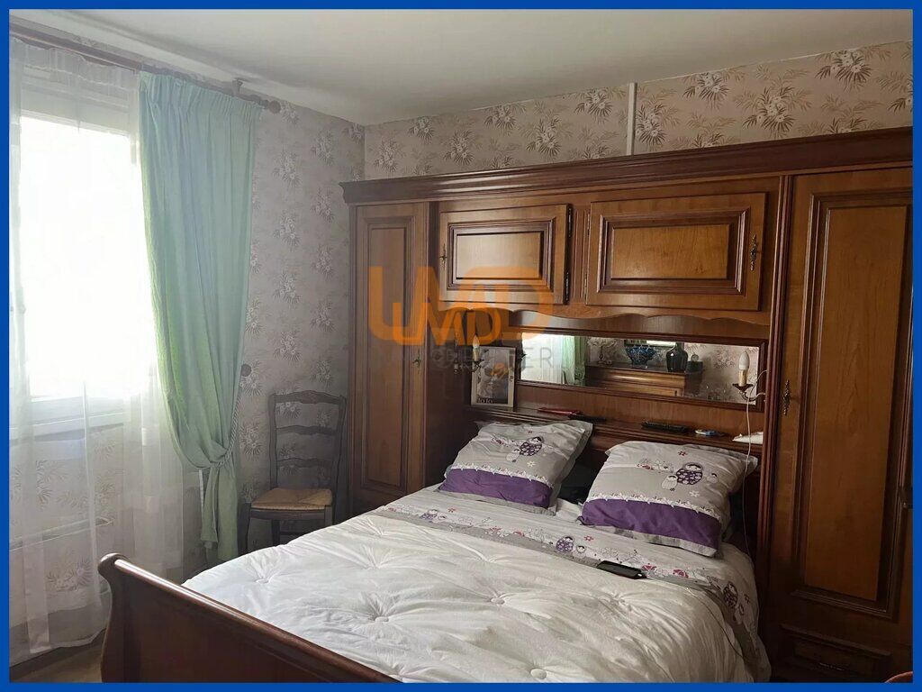 Photo 10 : maison T7 sur sous-sol avec piscine sur 1653 m² de terrain clôt