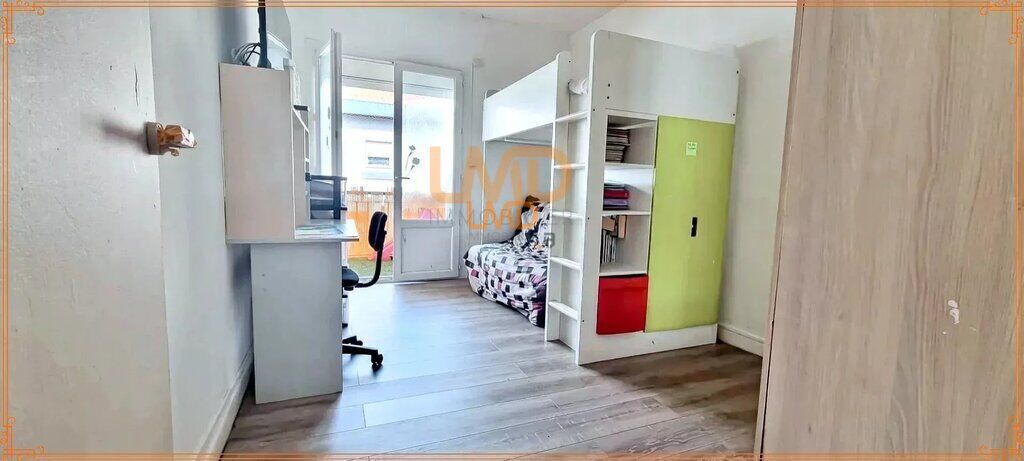 Photo 14 : Coup de CŒUR – T4 Traversant 90 m² – Balcons – Cave