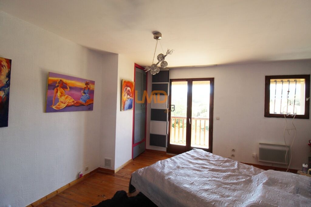 Photo 13 : Villa T5 piscine et garage