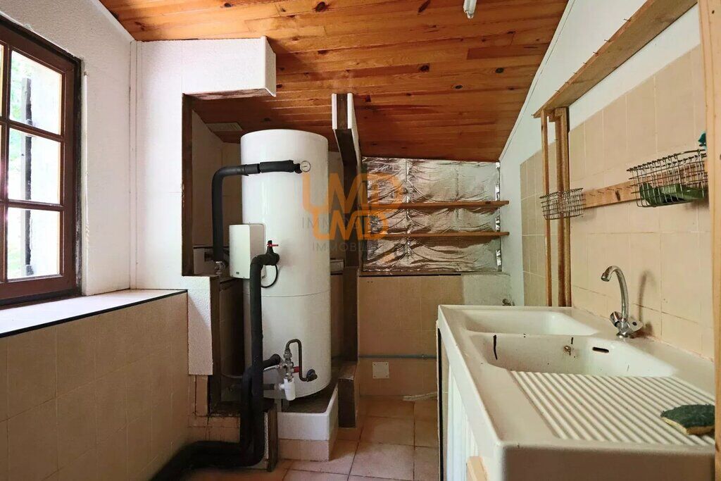 Photo 17 : Maison de village en pierre - 95m2 - 4 chambres - Terrain non at