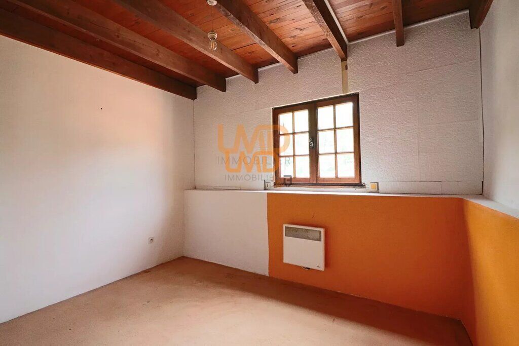 Photo 20 : Maison de village en pierre - 95m2 - 4 chambres - Terrain non at