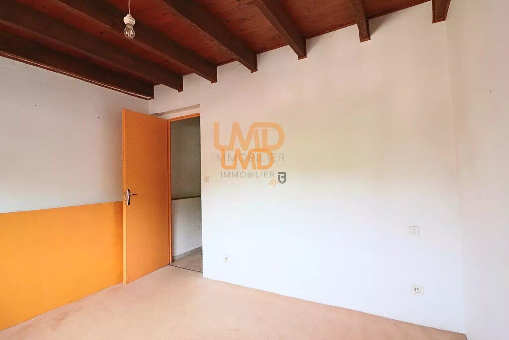 Photo 21 : Maison de village en pierre - 95m2 - 4 chambres - Terrain non at