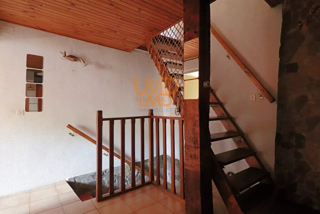 Photo 8 : Maison de village en pierre - 95m2 - 4 chambres - Terrain non at