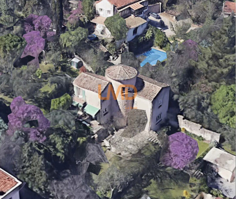 Photo 14 : Villa atypique proche centre-ville, grande parcelle