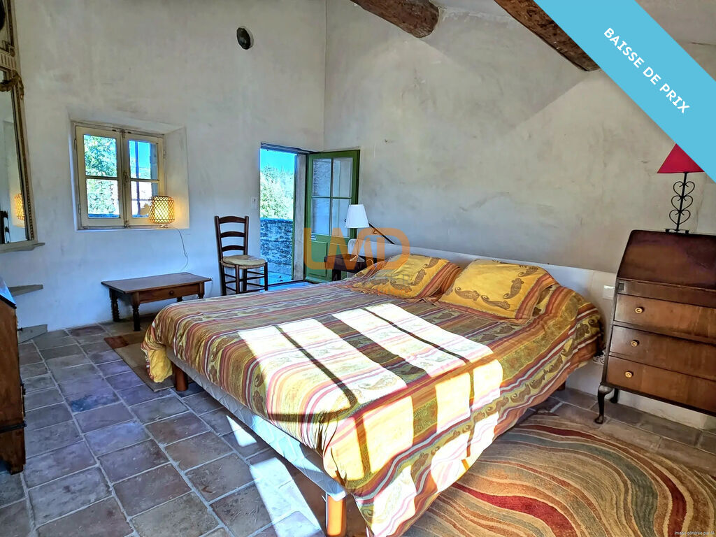 Photo 25 : Authentique mas du 18ᵉ à Gordes avec piscine et vue panoramique