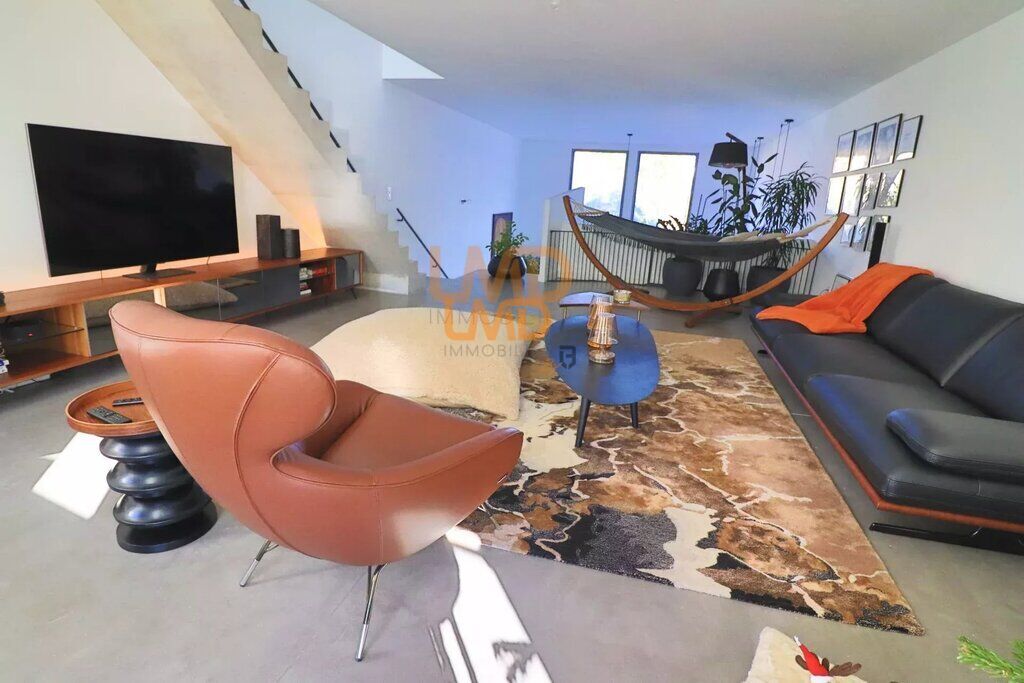 Photo 3 : Saint Maximin: Maison récente 190m2 en centre ville