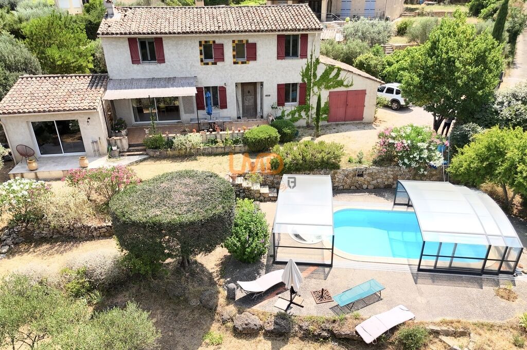 Photo 2 : Cotignac: maison T5 de 165m2 sur terrain 1500m2