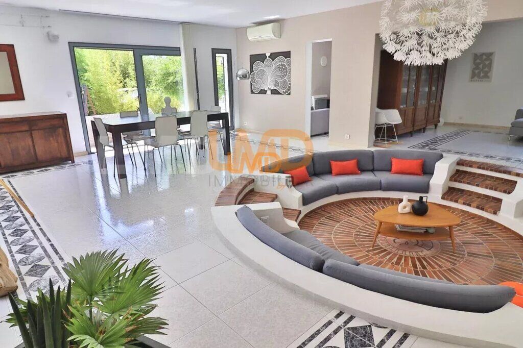 Photo 9 : Propriété de 280m2 à Pujaut dans le Gard