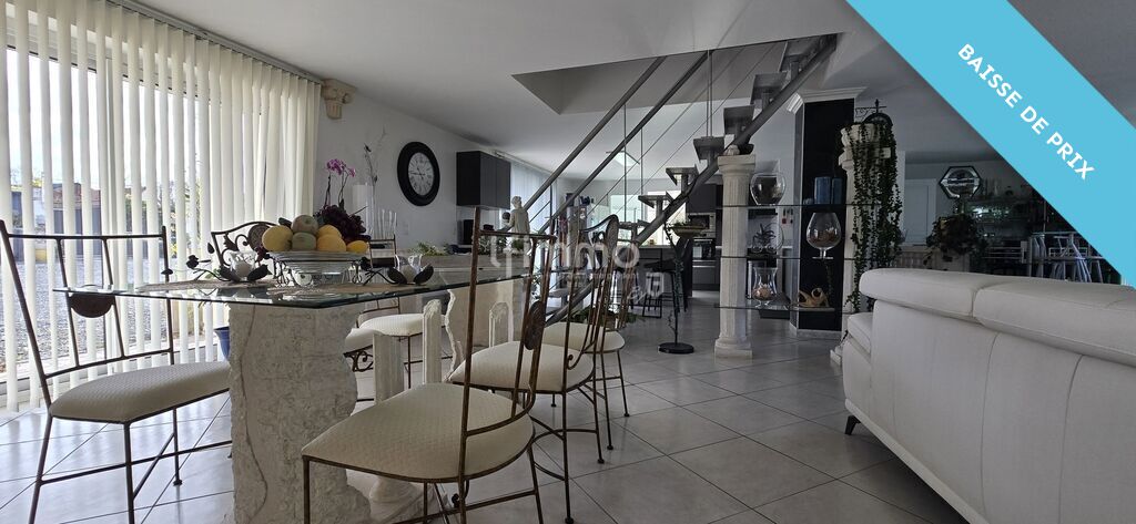 Photo 10 : Maison piscine