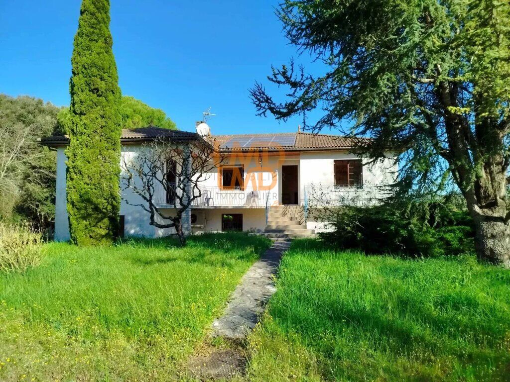 Photo 1 : Maison Cherbonnières 4 hectares