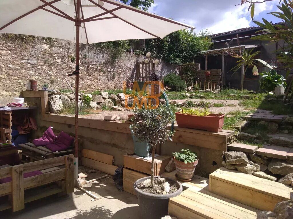 Photo 5 : Maison  T4, jardin et dépendances