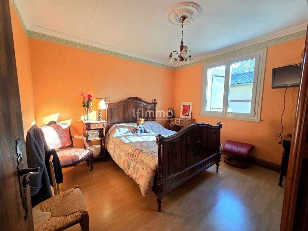 Photo 13 : 🏡 Grande maison familiale – 206 m² – Parcelle 17 457 m²