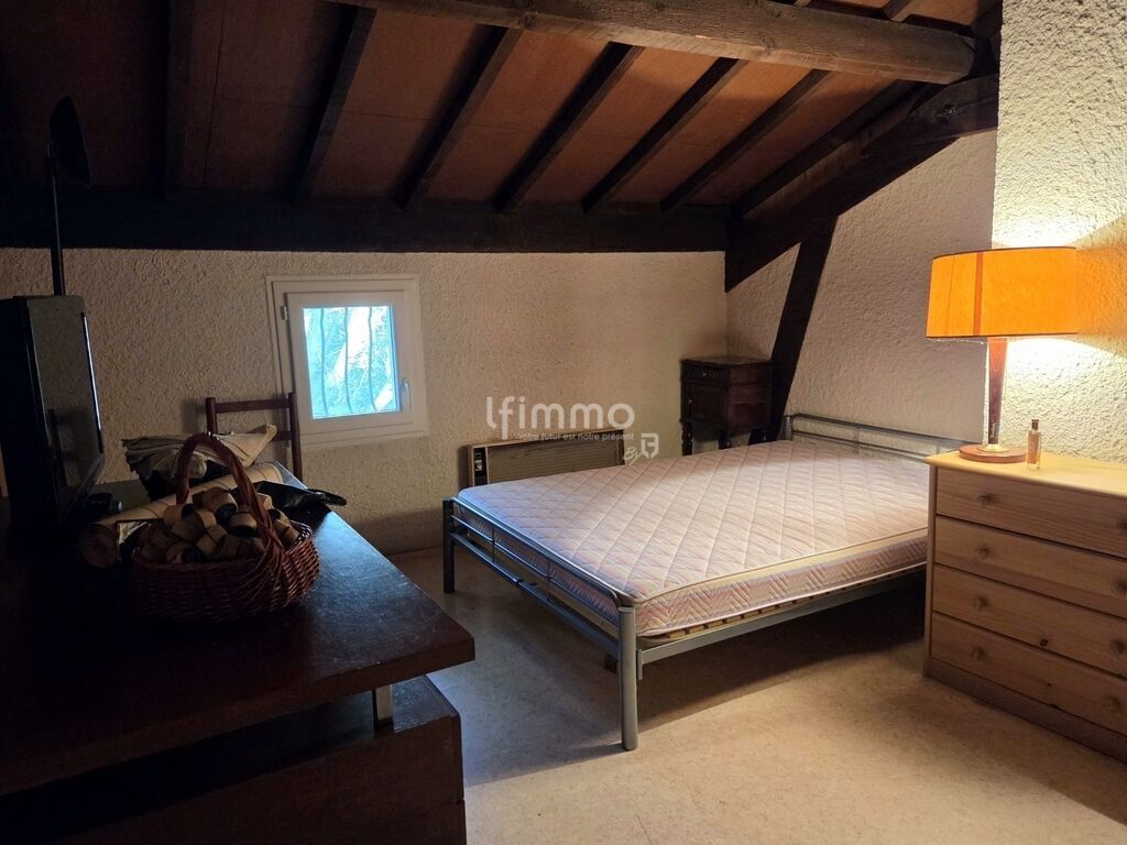 Photo 15 : 🏡 Grande maison familiale – 206 m² – Parcelle 17 457 m²