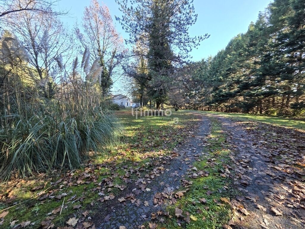 Photo 20 : 🏡 Grande maison familiale – 206 m² – Parcelle 17 457 m²