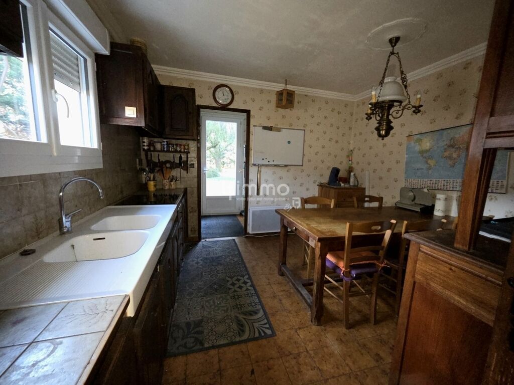 Photo 7 : 🏡 Grande maison familiale – 206 m² – Parcelle 17 457 m²