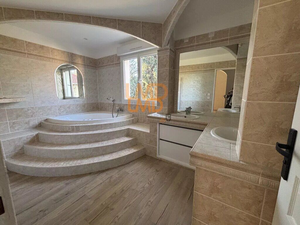 Photo 12 : Villa à Mirefleurs avec Équipements Modernes