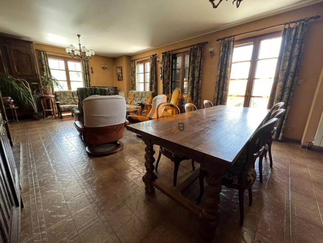 Photo 10 : Maison 5 Chambres Aubin Firmi Aveyron Region Occitanie