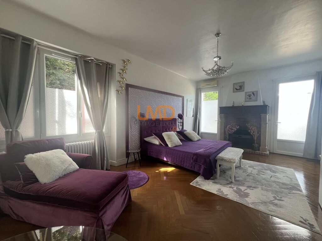 Photo 9 : Propriété de charme avec piscine au bord de l’Ardèche