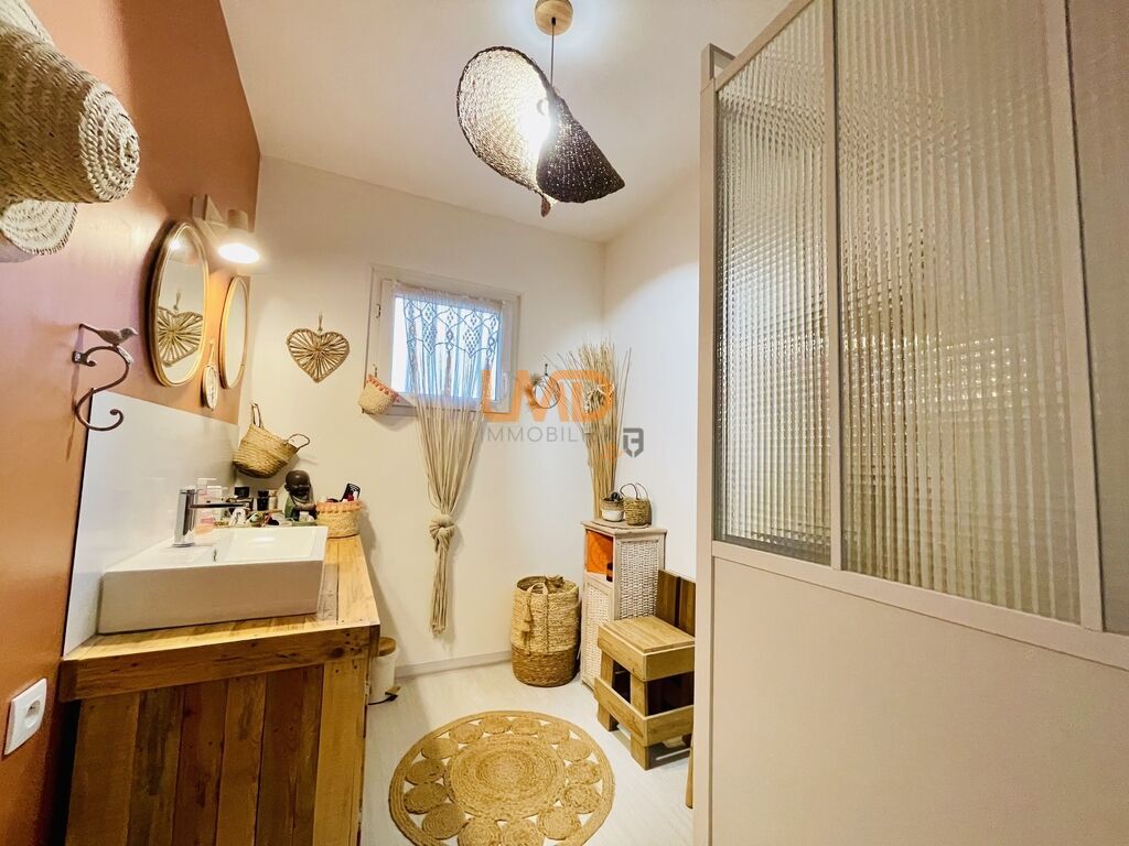 Photo 11 : Villa 4 pièces – 109 m² – garage