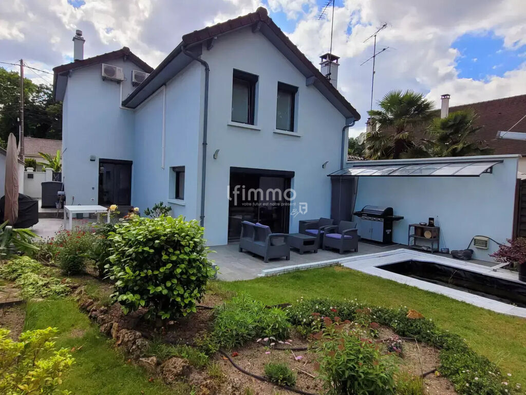 Photo 1 : Maison   avec jardin à Livry Gargan