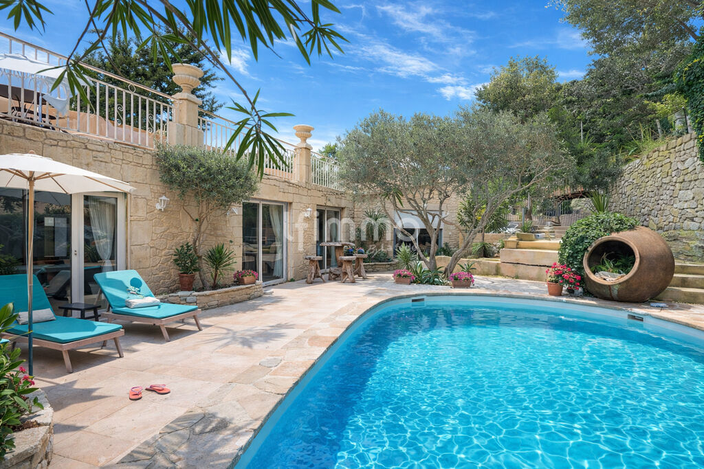 Photo 1 : Ensemble immobilier avec usage pro 500 M2 et habitations 250 m2