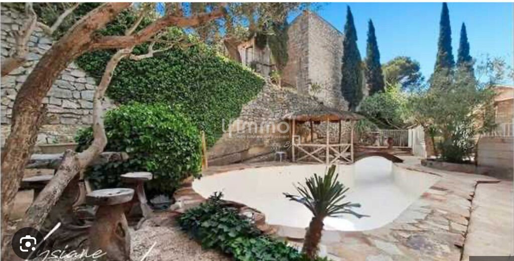 Photo 2 : Ensemble immobilier avec usage pro 500 M2 et habitations 250 m2