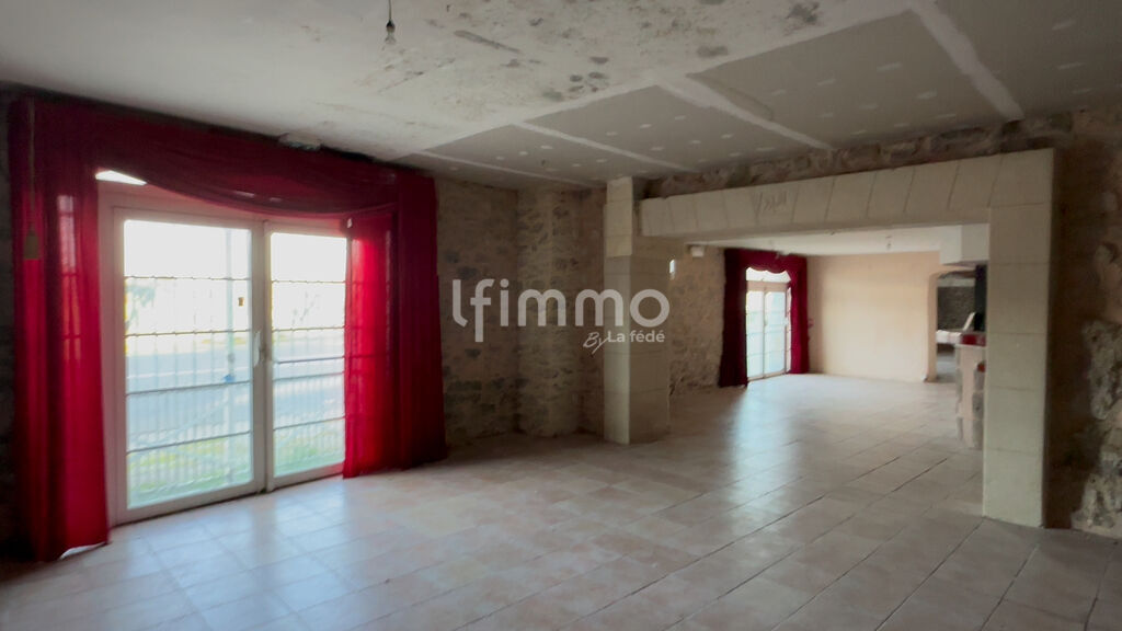 Photo 5 : Ensemble immobilier avec usage pro 500 M2 et habitations 250 m2